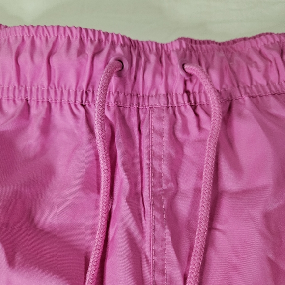 Nike Club 6" Woven Flow Shorts Futura Logo Pink White FN3307-675 Men's Size XL - Picture 3 of 7